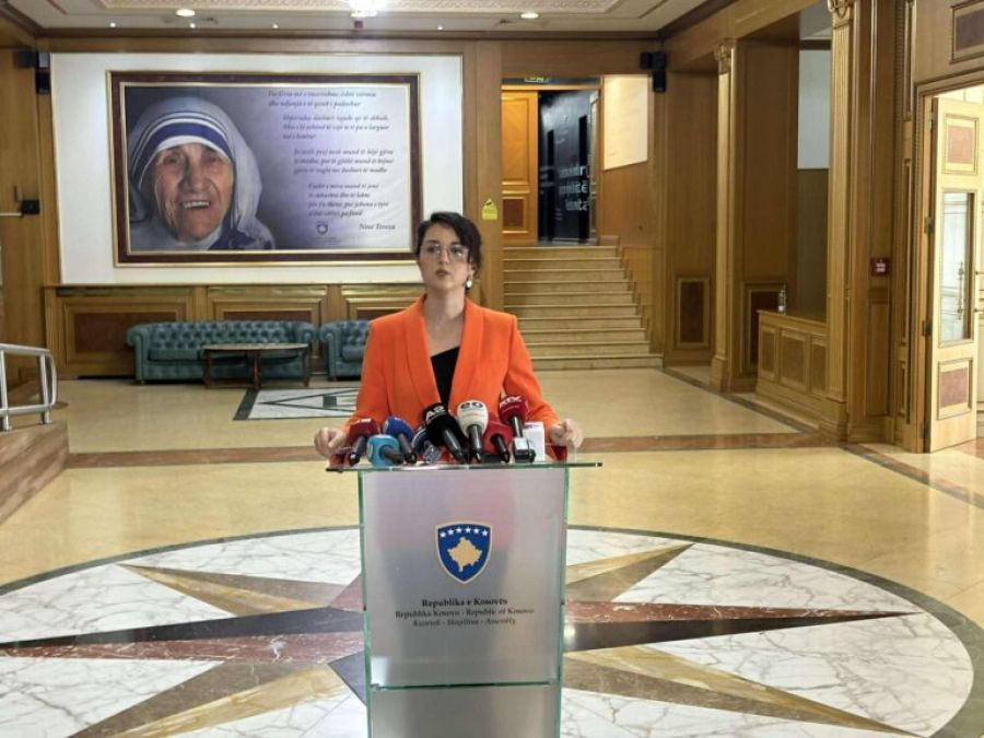 Muhalefet Bize Meclis Başkanlığına Kimi Aday Göstereceğimizi Söyleyemez Muhalefet Bize Meclis Başkanlığına Kimi Aday Göstereceğimizi Söyleyemez