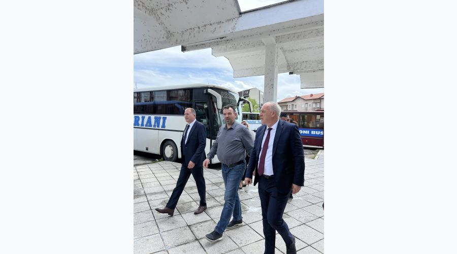 Bakan Damka’dan Mitroviça Otogarına Ziyaret Bakan Damka’dan Mitroviça Otogarına Ziyaret