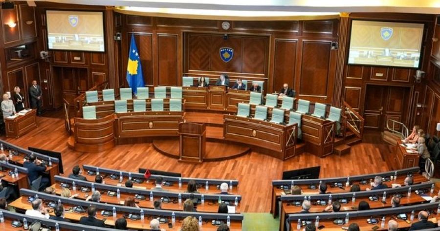 Kosova Meclisi’nin Kuruluş Oturumu 16. Kez Başarısızlıkla Sonuçlandı Kosova Meclisi’nin Kuruluş Oturumu 16. Kez Başarısızlıkla Sonuçlandı