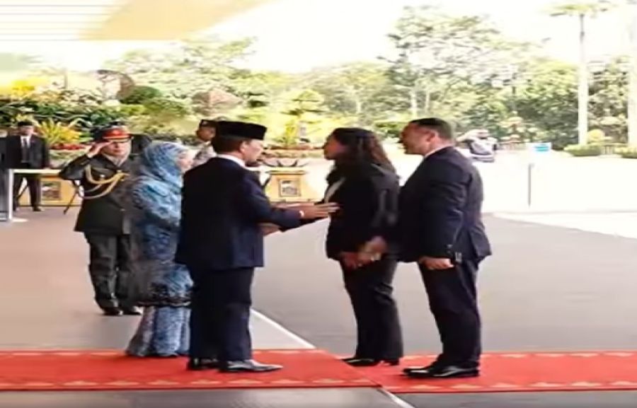 Osmani, Brunei Sultan’ı Kosova’ya Davet Etti Osmani, Brunei Sultan’ı Kosova’ya Davet Etti