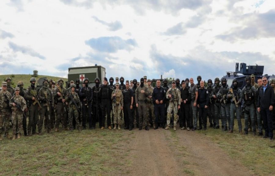 Polis, Kuzeyde KFOR ile Ortak Tatbikat Gerçekleştirdi Polis, Kuzeyde KFOR ile Ortak Tatbikat Gerçekleştirdi