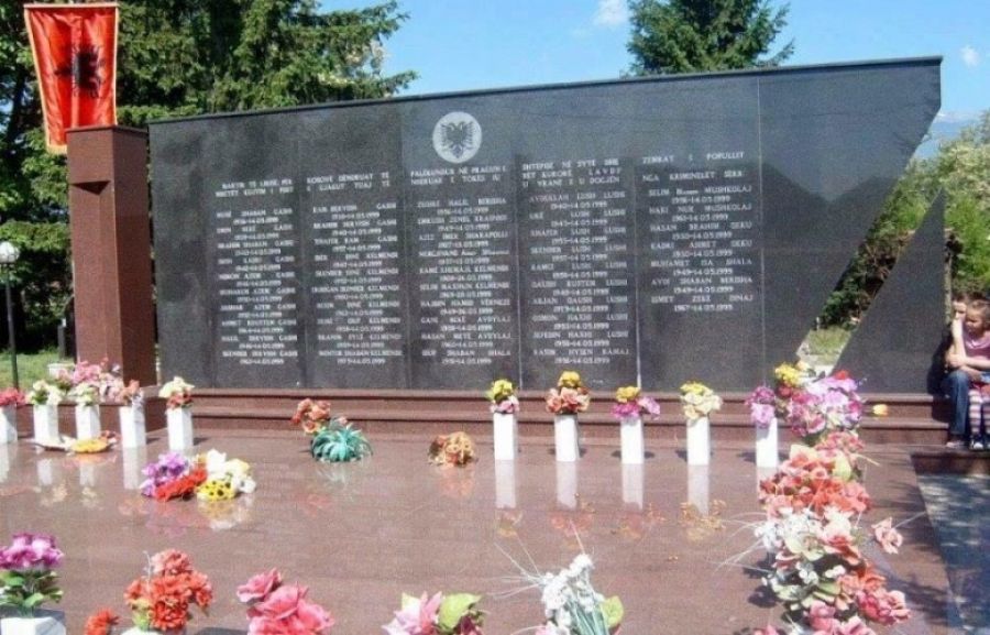 Cumhurbaşkanı Osmani, Qyshk, Zahaq, Llabjan ve Pavlan Katliamlarının 26. Yıldönümünde Kurbanları Andı Cumhurbaşkanı Osmani, Qyshk, Zahaq, Llabjan ve Pavlan Katliamlarının 26. Yıldönümünde Kurbanları Andı