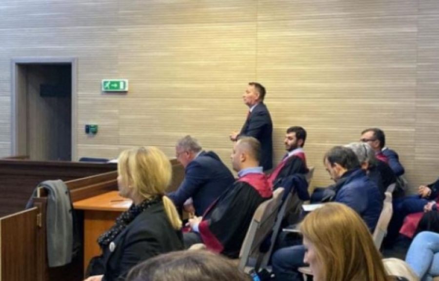 “53 Milyonluk Dava”da Yeniden Yargılama Duruşması Yarım Kaldı “53 Milyonluk Dava”da Yeniden Yargılama Duruşması Yarım Kaldı