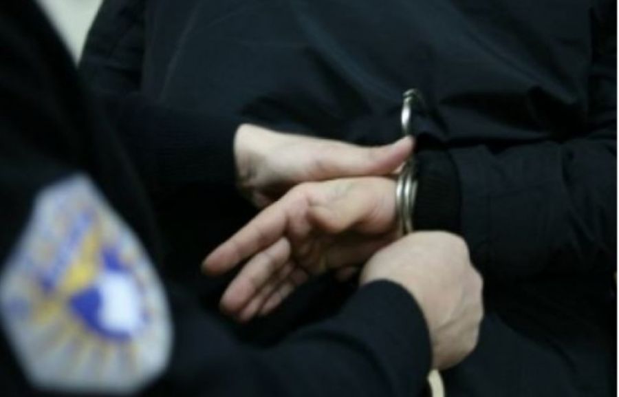 Sürücü Ehliyet Rüşvetinden İki Yetkili Gözaltında