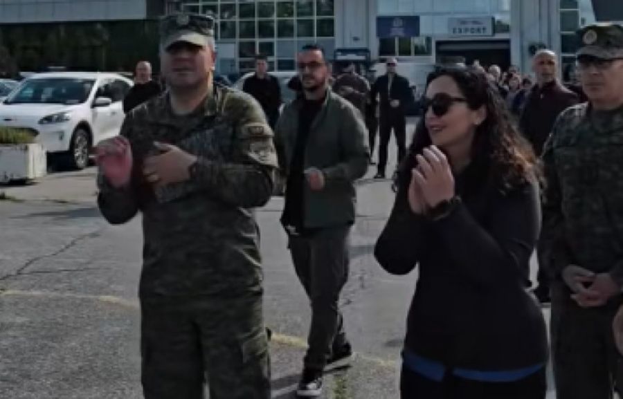 Cumhurbaşkanı Osmani, KGG Askerlerini ABD’ye Uğurladı Cumhurbaşkanı Osmani, KGG Askerlerini ABD’ye Uğurladı
