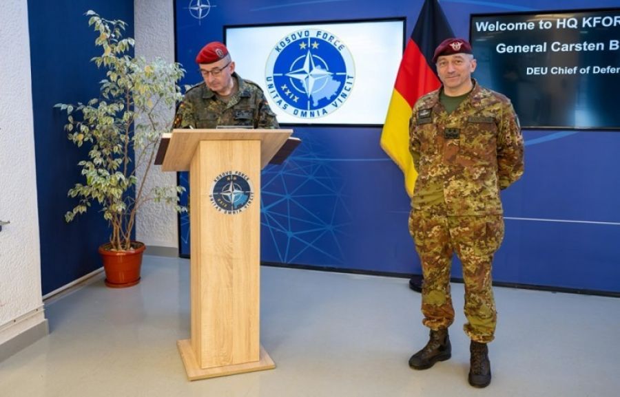 Barduani ve Almanya Savunma Şefi Kosova'daki Güvenliği Görüştü Barduani ve Almanya Savunma Şefi Kosova'daki Güvenliği Görüştü