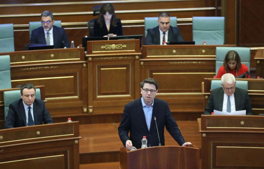 Bütçe Gelirleri 3,64 Milyar Euro, Geri Kalan Giderler Kredilerle Karşılanacak