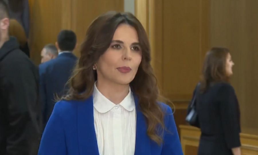 Kosova, Kurti'nin Egosundan ve Haxhiu'nun İhtirasından Daha Büyük Kosova, Kurti'nin Egosundan ve Haxhiu'nun İhtirasından Daha Büyük