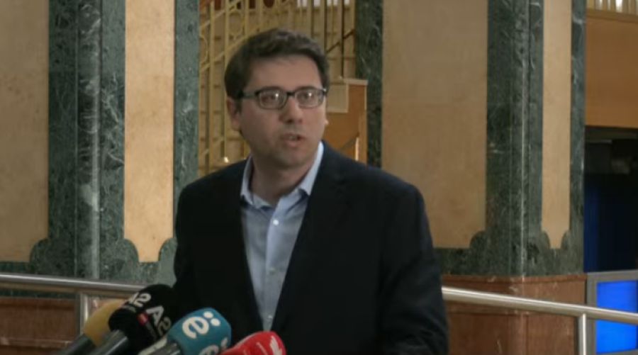 Albulena Haxhiu’nun Adaylığına Karşı Çıkılmasının Sebebini Açıkladı Albulena Haxhiu’nun Adaylığına Karşı Çıkılmasının Sebebini Açıkladı