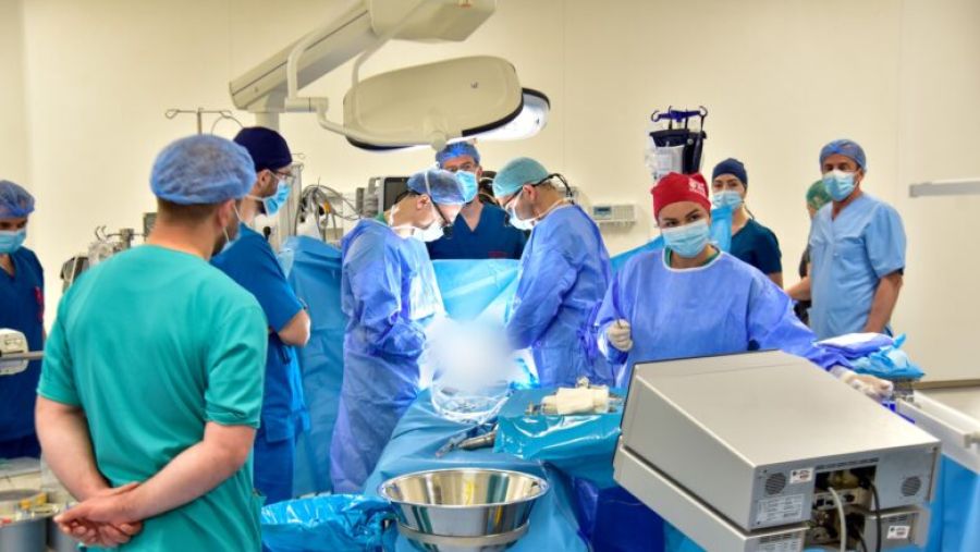 QKUK’ta Türk ve Kosovalı Doktorlardan Kalp Hastası Çocuklara Hayat Veren Operasyonlar QKUK’ta Türk ve Kosovalı Doktorlardan Kalp Hastası Çocuklara Hayat Veren Operasyonlar