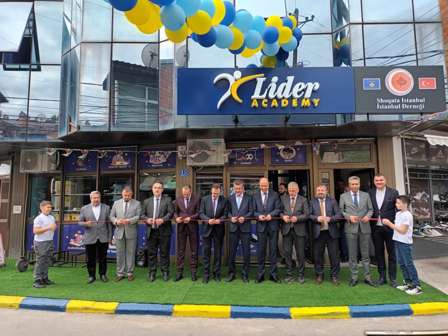 Prizren’de “Lider Academy Gençlik Merkezi” Hizmete Açıldı Prizren’de “Lider Academy Gençlik Merkezi” Hizmete Açıldı
