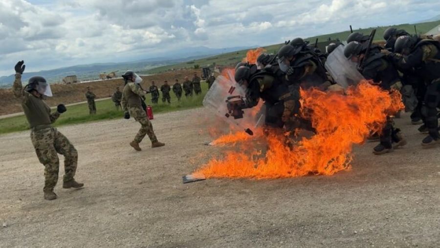 KFOR: Bulgar Askerleri Gerçekçi Senaryolarla Eğitim Aldı KFOR: Bulgar Askerleri Gerçekçi Senaryolarla Eğitim Aldı