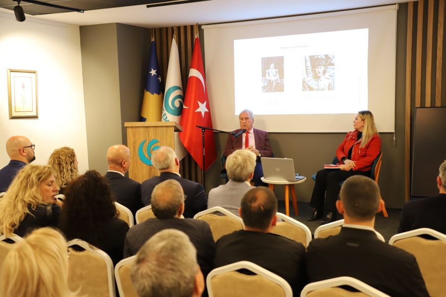 Balkanlarda Türk Varlığı ve Tarihi Konulu Konferansa Prizren’de Yoğun İlgi