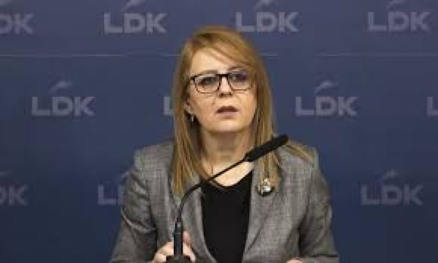 Halkın İradesiyle Oynuyor, Kurumları Bloke Ediyorlar Halkın İradesiyle Oynuyor, Kurumları Bloke Ediyorlar