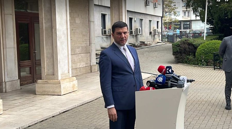 Sorun Hukuki Değil, Siyasi Sorun Hukuki Değil, Siyasi
