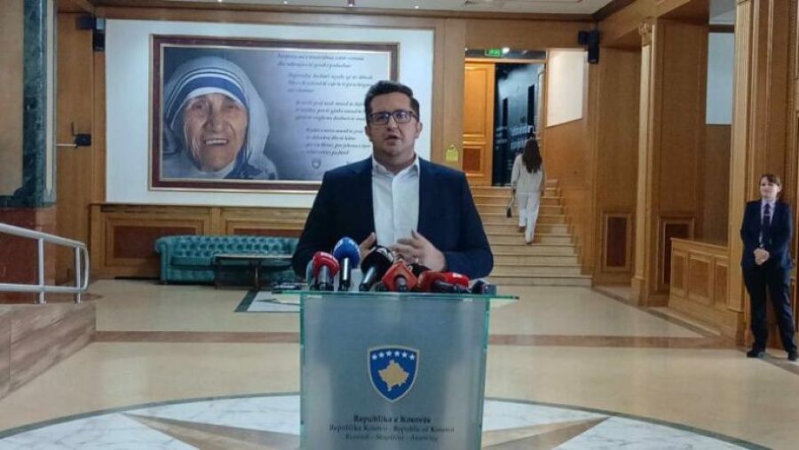 Mustafa: LDK, Birlik Hükümeti İçin 15 Maddelik Planı Yayımlayacak Mustafa: LDK, Birlik Hükümeti İçin 15 Maddelik Planı Yayımlayacak