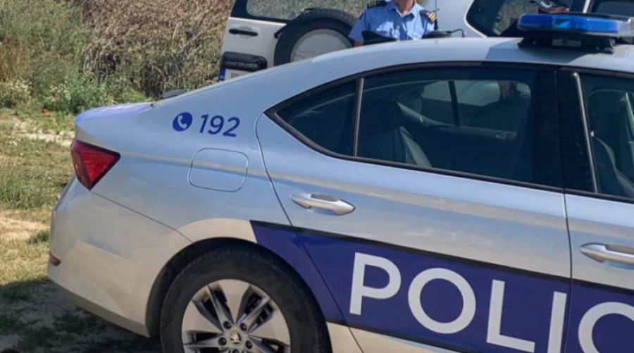 Prizren’de Ağır Bir Cinayet: Baba, 15 Yaşındaki Kızını Öldürdü Prizren’de Ağır Bir Cinayet: Baba, 15 Yaşındaki Kızını Öldürdü
