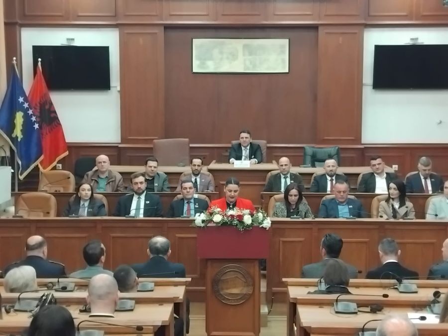 Prizren’de UÇK Destanı’nın 28. Yılı İçin Törenli Meclis Oturumu