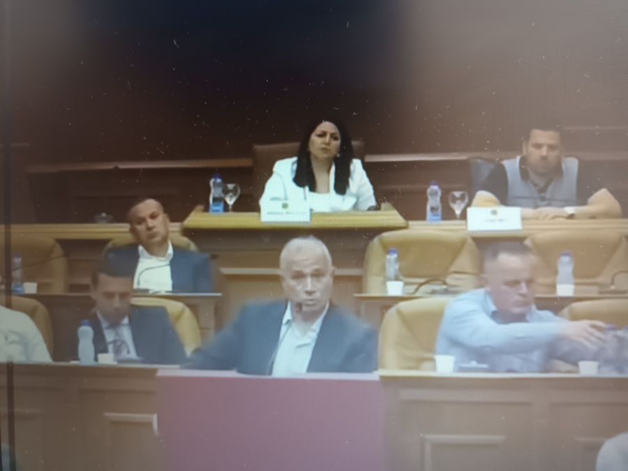Mezunun Ölümünün Ardından Shukri Quni, Prizren Belediye Meclisi Üyeliğinden İstifa Etti Mezunun Ölümünün Ardından Shukri Quni, Prizren Belediye Meclisi Üyeliğinden İstifa Etti