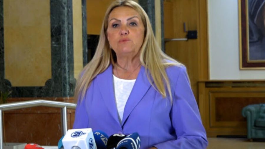 AAK'dan LVV’ye Suçlama: Meclis’in Blokajından Sorumlu Olan Vetëvendosje’dir AAK'dan LVV’ye Suçlama: Meclis’in Blokajından Sorumlu Olan Vetëvendosje’dir