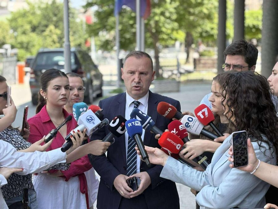 Birlik Hükümeti Hakkında Diğer Partilerden Hala Bir Tepki Yok Birlik Hükümeti Hakkında Diğer Partilerden Hala Bir Tepki Yok